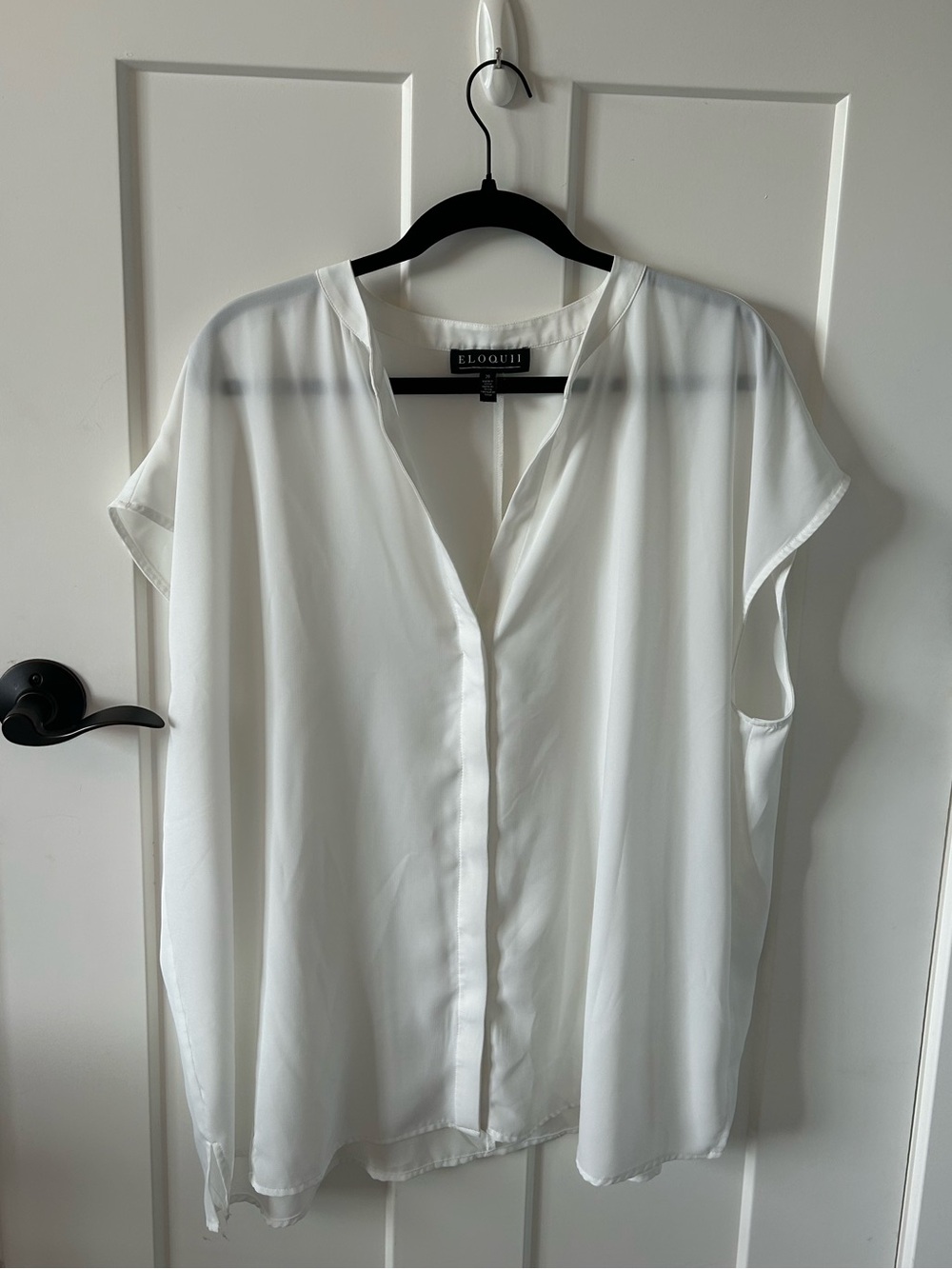 Eloquii White Split-Neck Cap Sleeve Blouse